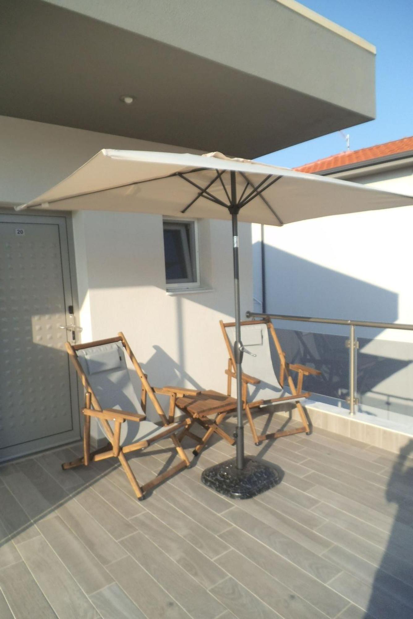 Finikas Garden Beach Resort Nikiti Buitenkant foto