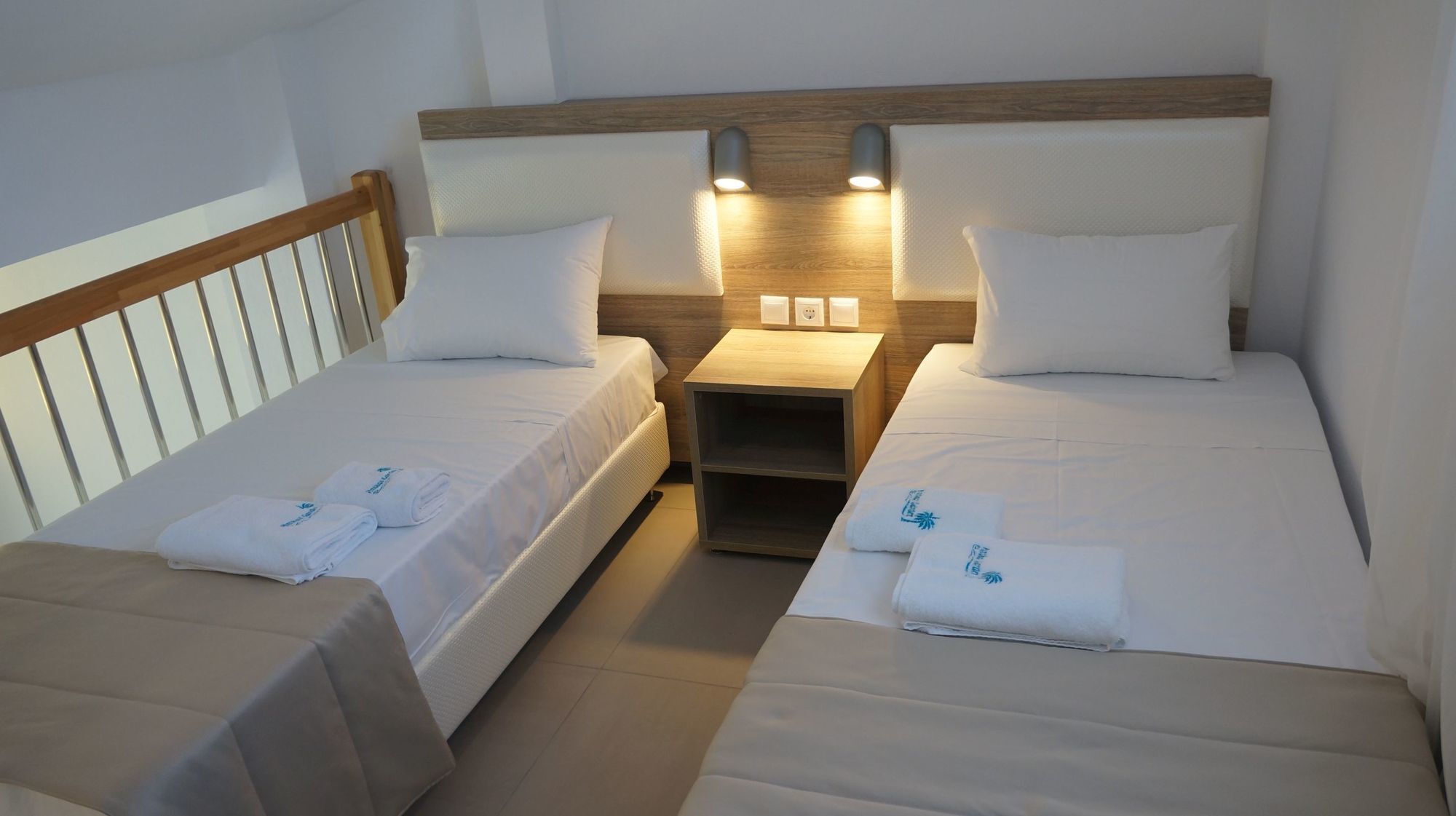 Finikas Garden Beach Resort Nikiti Buitenkant foto